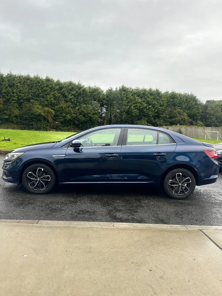 Renault Megane 2017 - Image 4