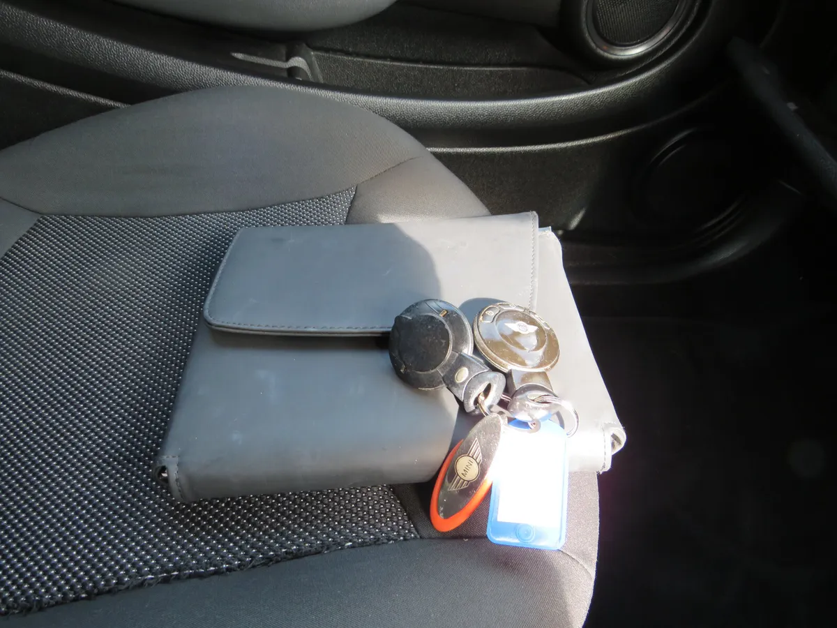 Mini Cooper 2009 DIESEL IN WHITE NCTD 26 - Image 2