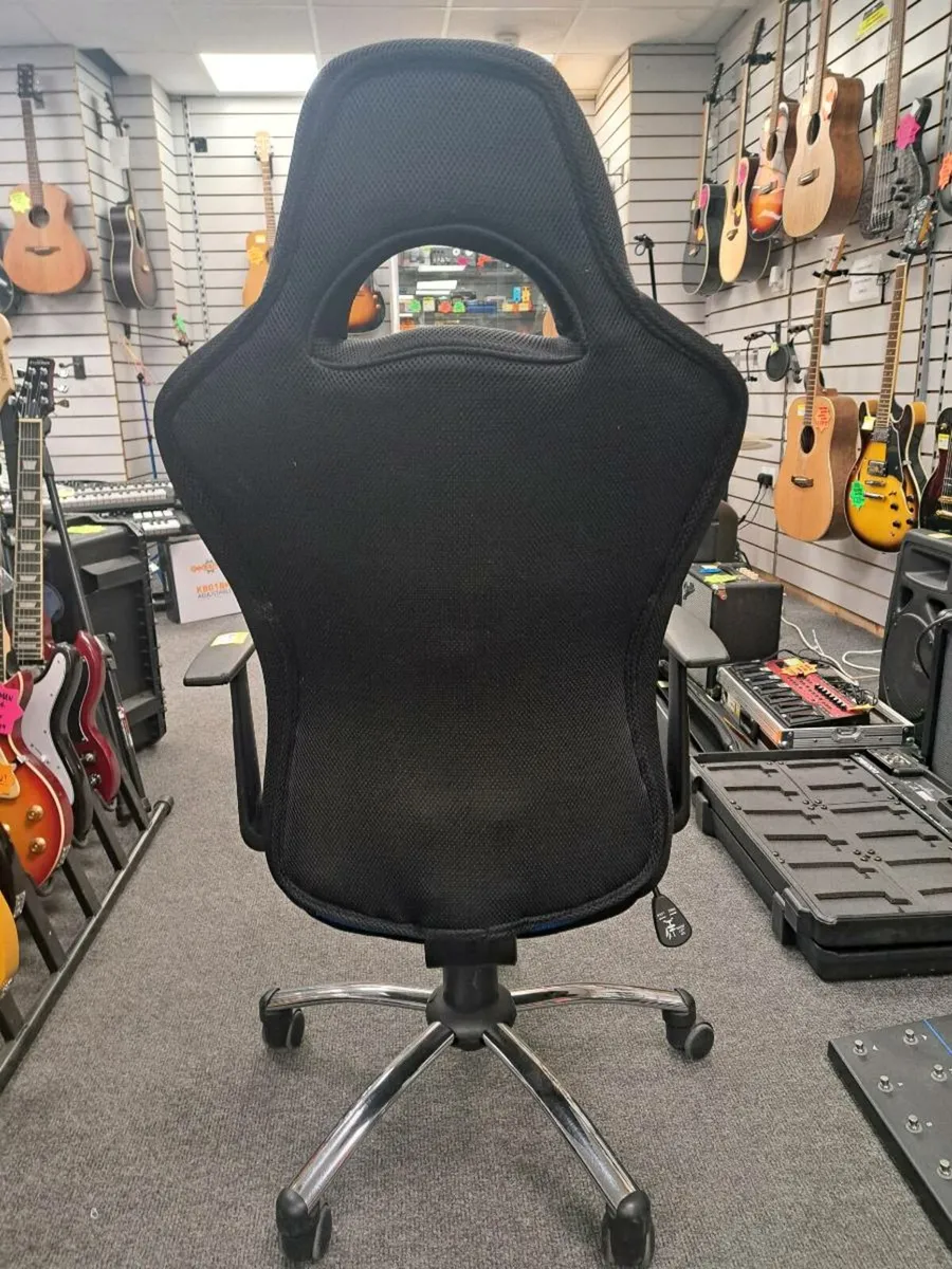 OFFICE CHAIR - Image 3