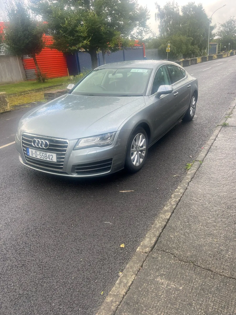 Audi A7 Diesel 2011 automatic - Image 2