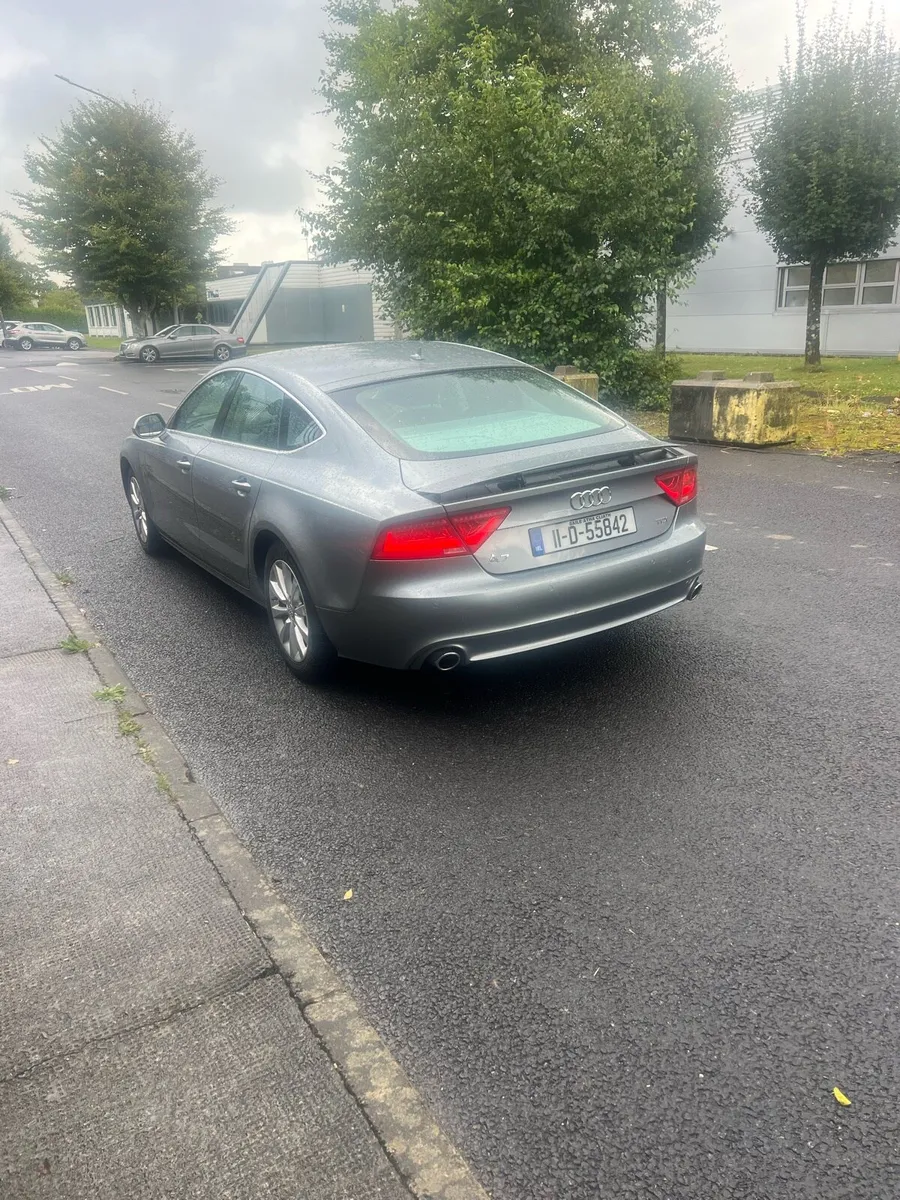 Audi A7 Diesel 2011 automatic - Image 3