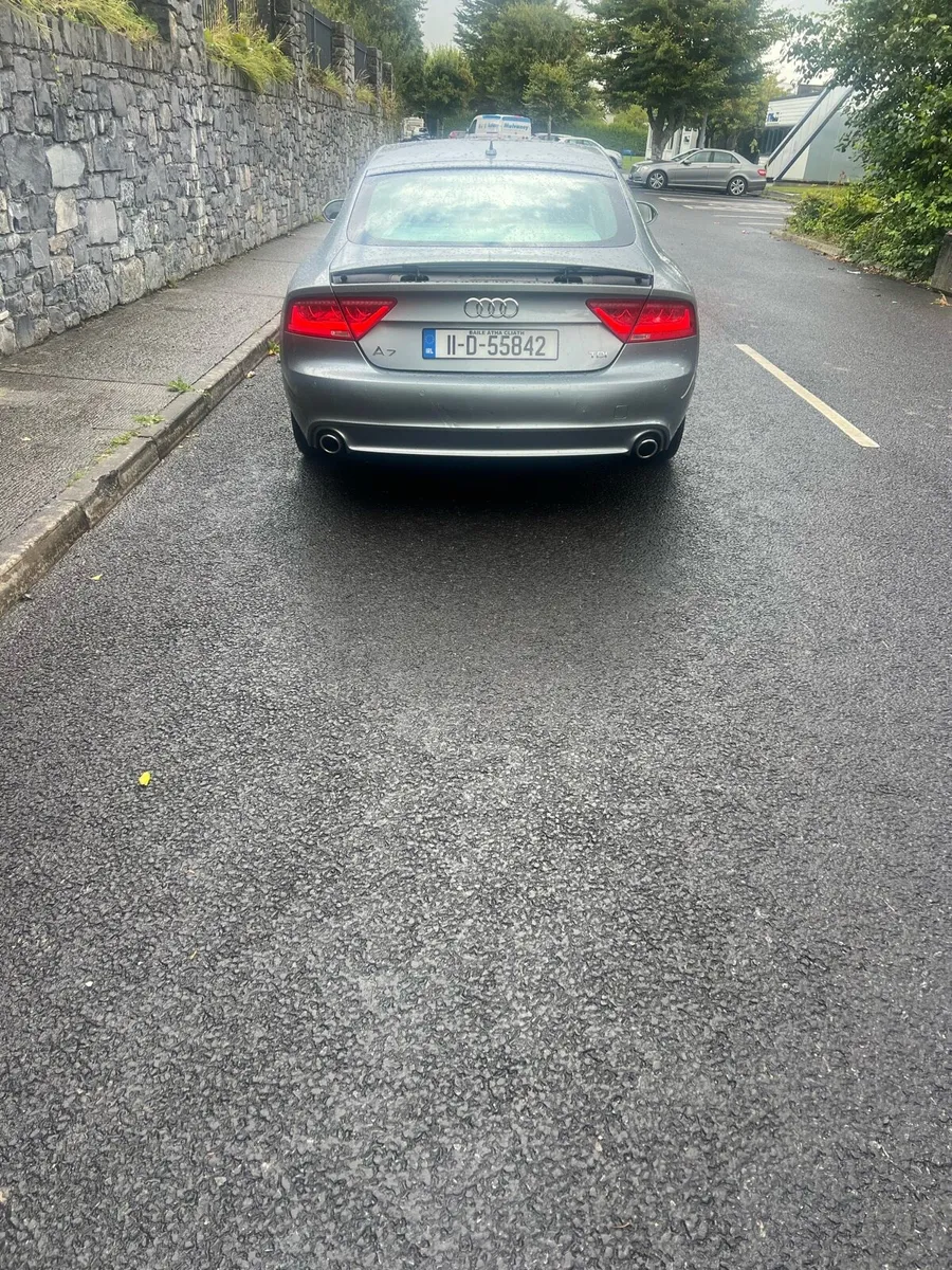 Audi A7 Diesel 2011 automatic - Image 4