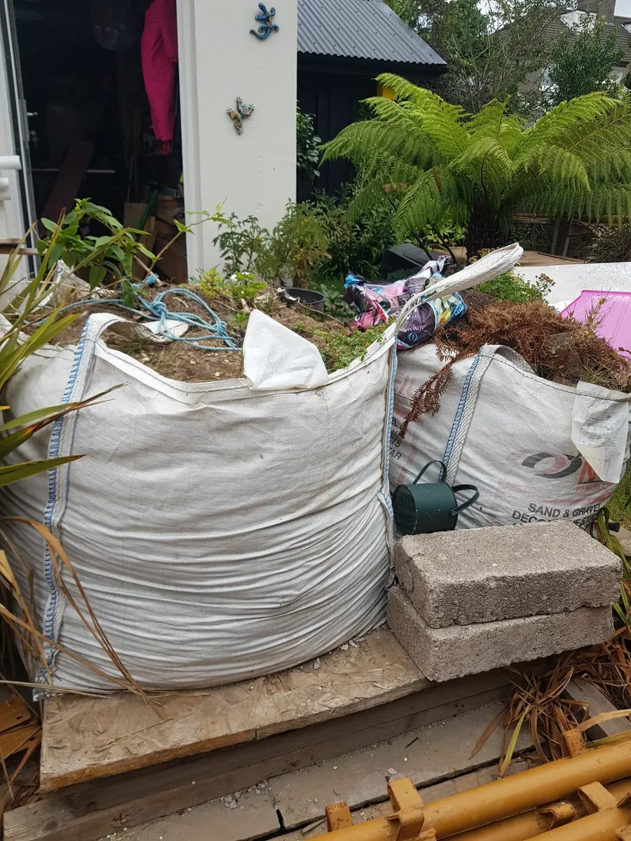 Top soil . Free to take
