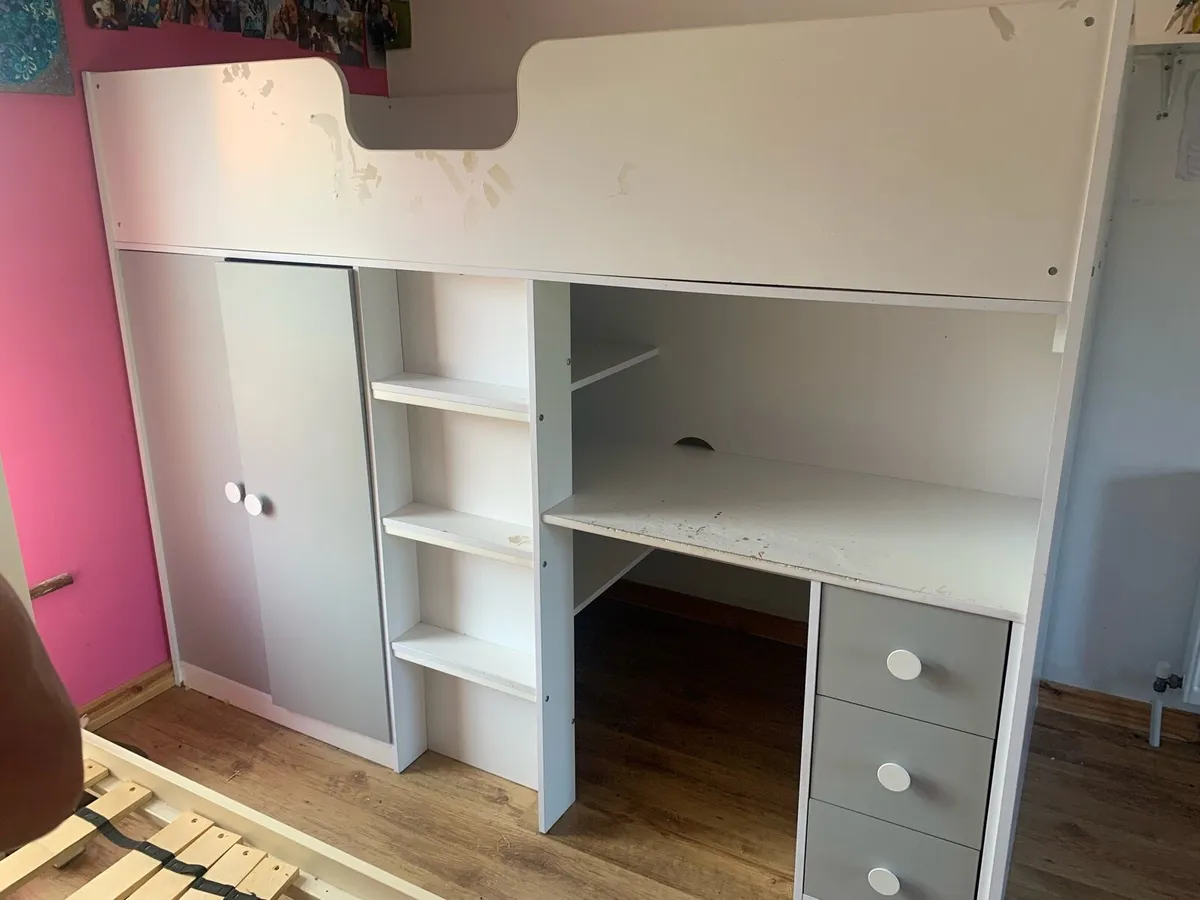 Loft bed - Image 1