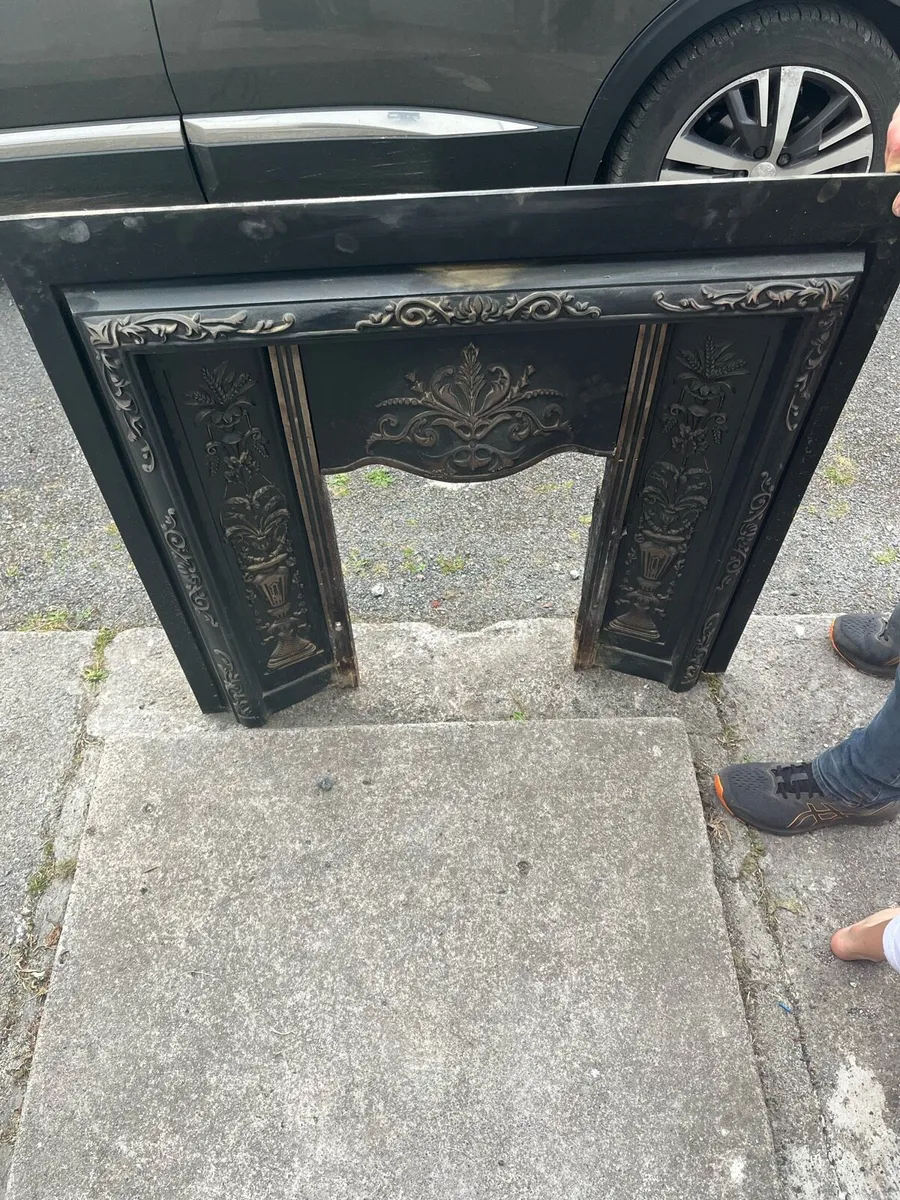 Fire surround - Image 4