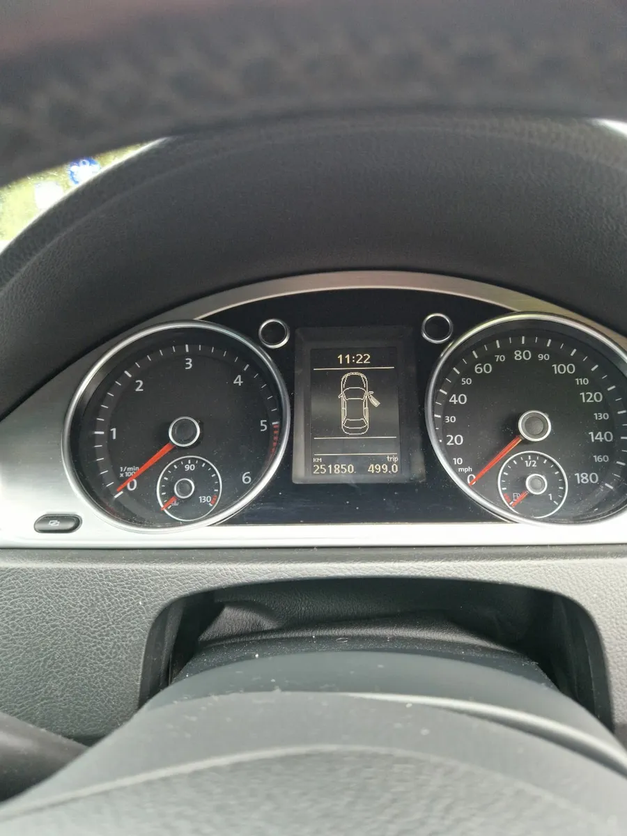 Automatic DSG Volkswagen Passat CC GT 2011 - Image 4