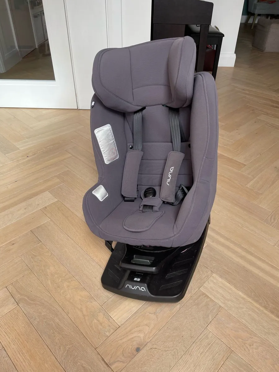 Nuna Rebl 360 Swivel Car Seat - Image 1