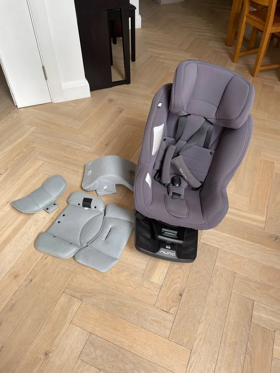 Nuna Rebl 360 Swivel Car Seat - Image 2