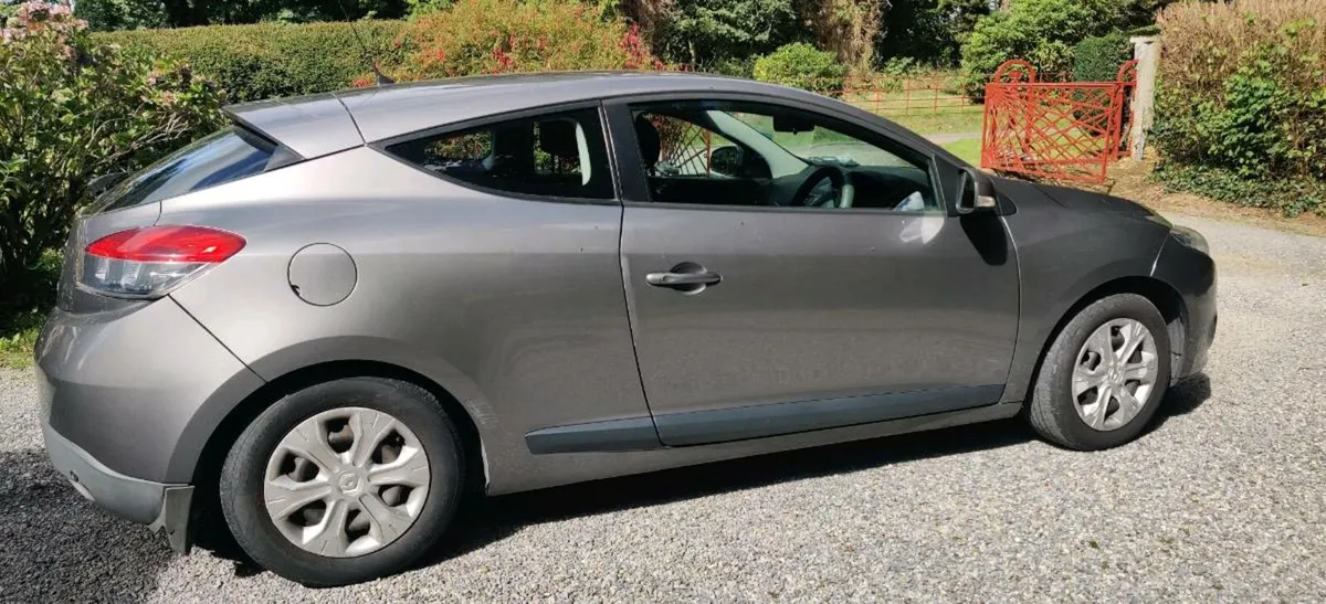 Renault megane coupe - Image 1
