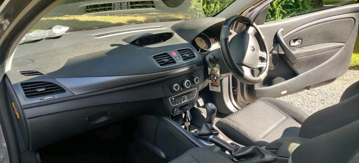 Renault megane coupe - Image 2