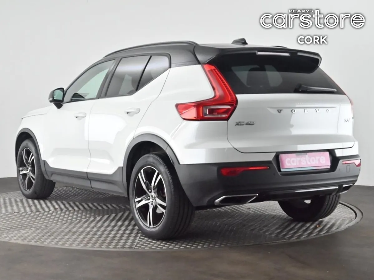 Volvo XC40 T3 (163hp) R-design - Image 4