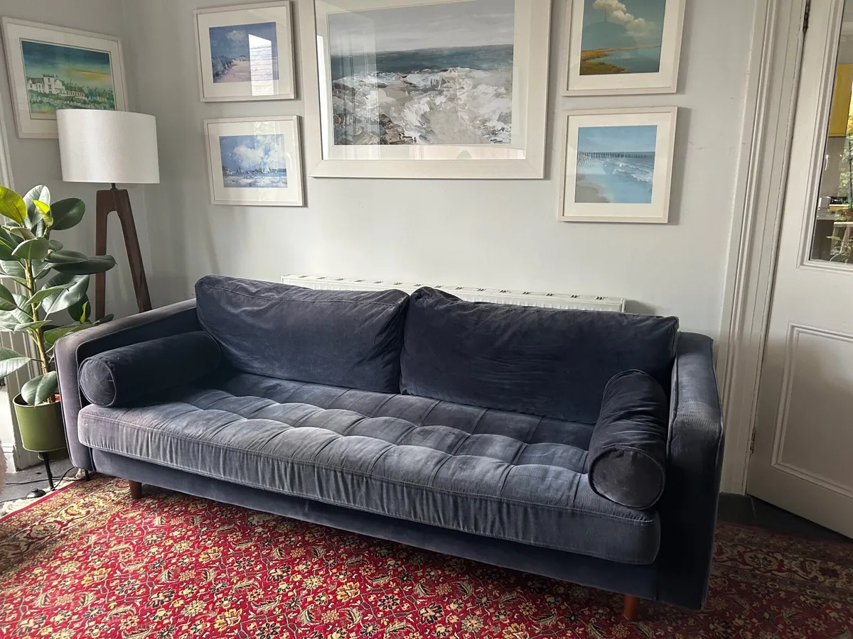 Couch - Image 1
