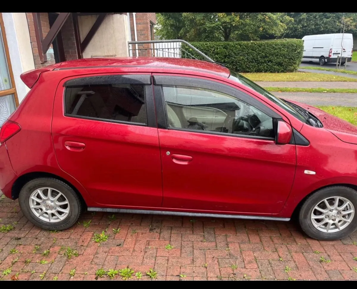 Mitsubishi Mirage 2013 - Image 2