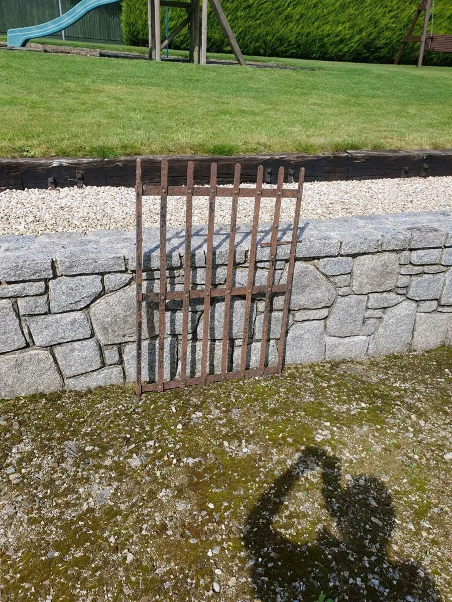 Blacksmith gate - Image 2