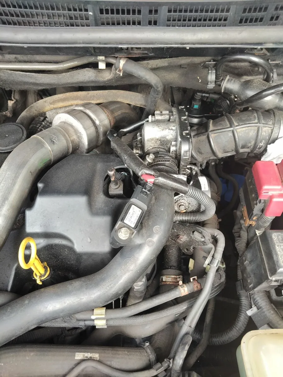 Nissan Tiida 2008 Diesel 1.5 for repairs or parts - Image 4