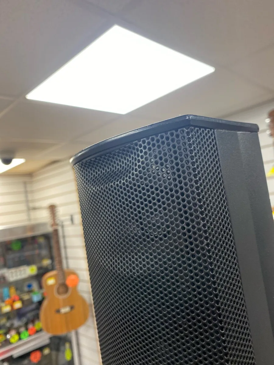 LD Systems Maui 28 G2 Compact Column PA System - Image 4