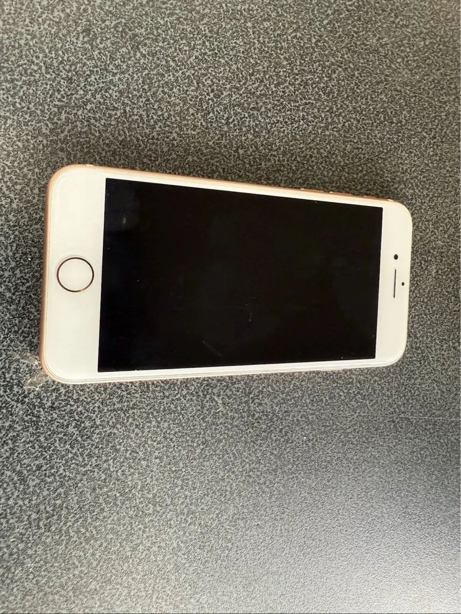 iPhone 8 rose gold 64GB - Image 4