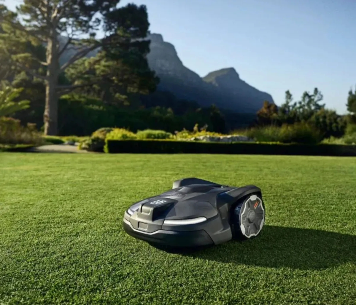 450X Automower - Image 1