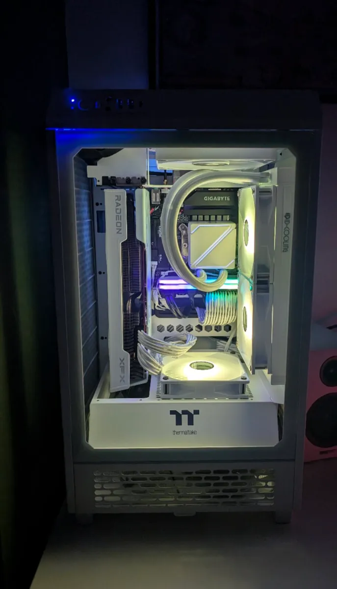 High End Performance Whiteout Gaming PC - Image 1