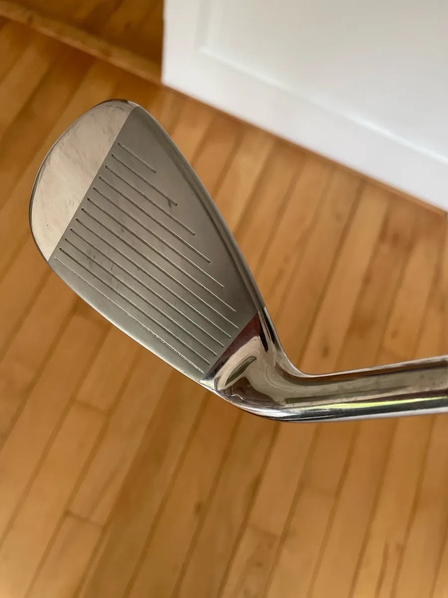 Wilson Dynapwr irons - Image 1
