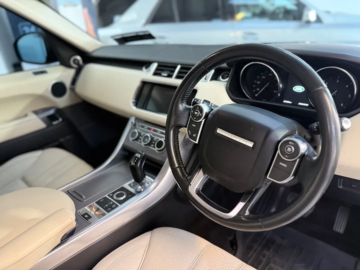Land Rover Range Rover Sport 2016.  3.0TDV6. HSE - Image 3