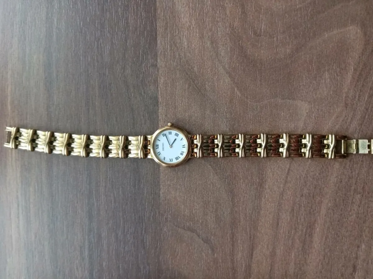 Beautiful ladies watch SEIKO - Image 4