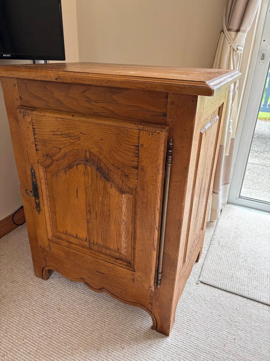Oak cabinet - Image 2