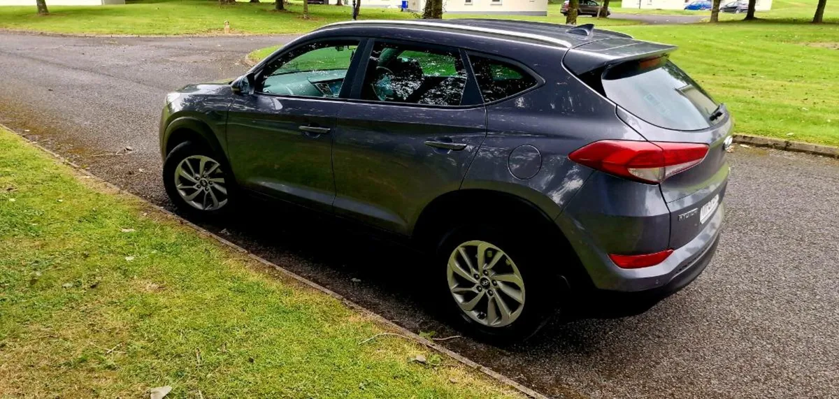 💥2017  TUSCON 1.7 TOP SPEC  NCT 27 +TAX 26💥 - Image 3
