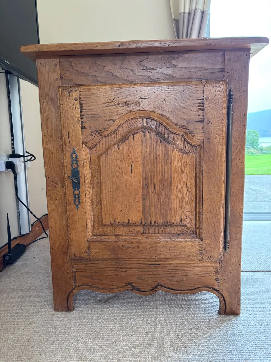 Oak cabinet - Image 4