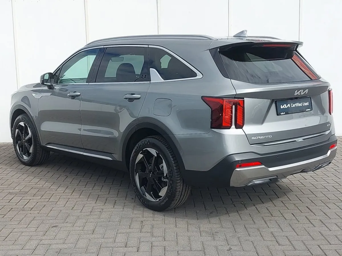Kia Sorento Plug-in Hybrid - Image 2