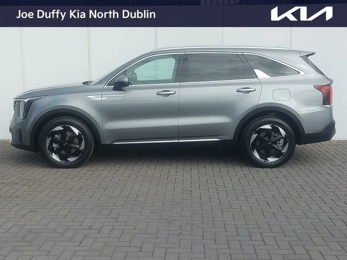 Kia Sorento Plug-in Hybrid - Image 3