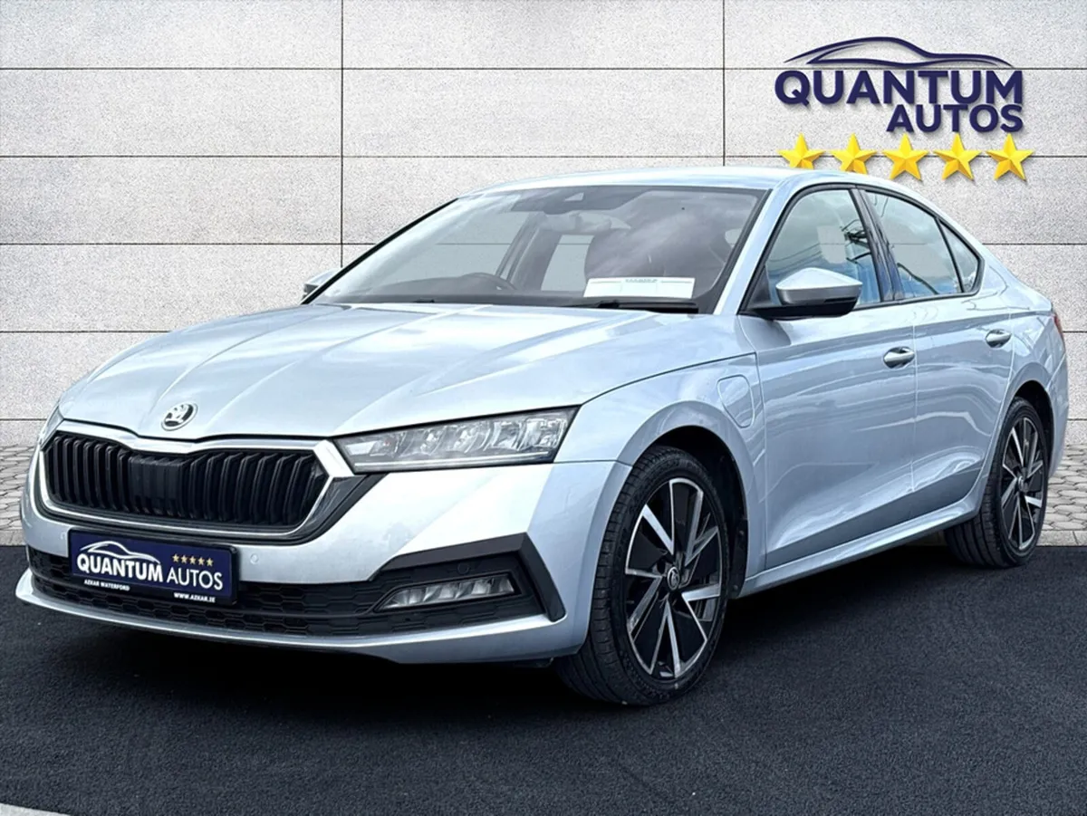Skoda Octavia 2021 SE TECH IV 1.4 TSI PHEV 201 BHP - Image 4