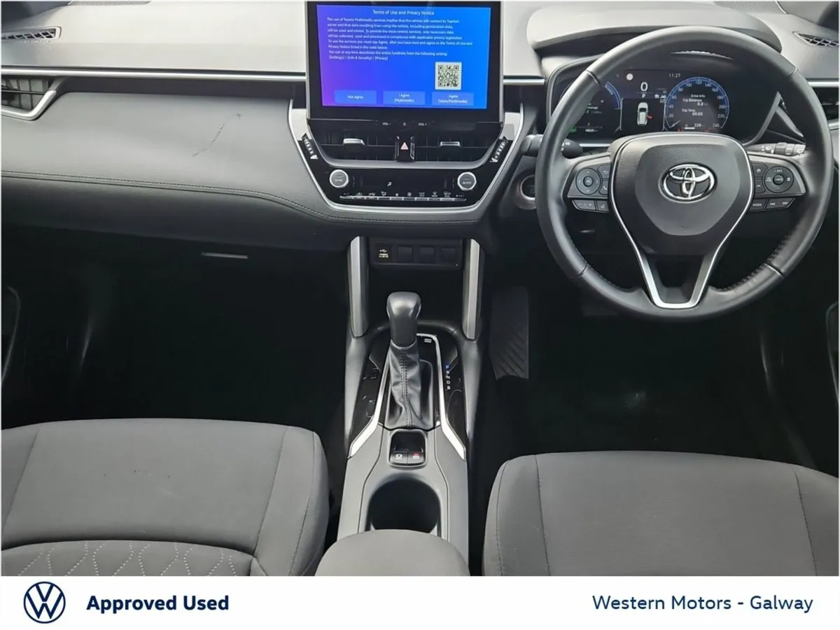 Toyota Corolla Corolla Cross 1.8 Hybrid Luna - Image 2