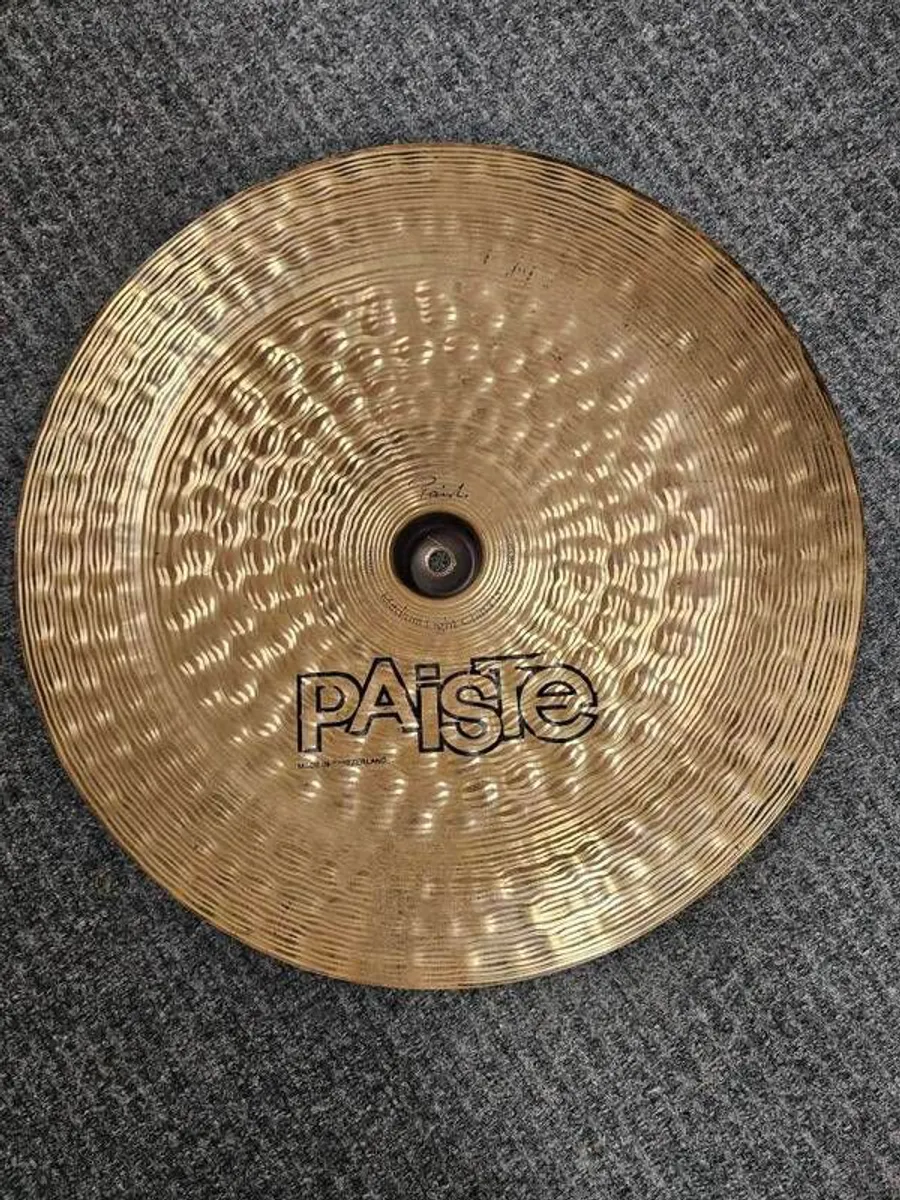 Paiste Traditional 18" medium light china cymbal - Image 2
