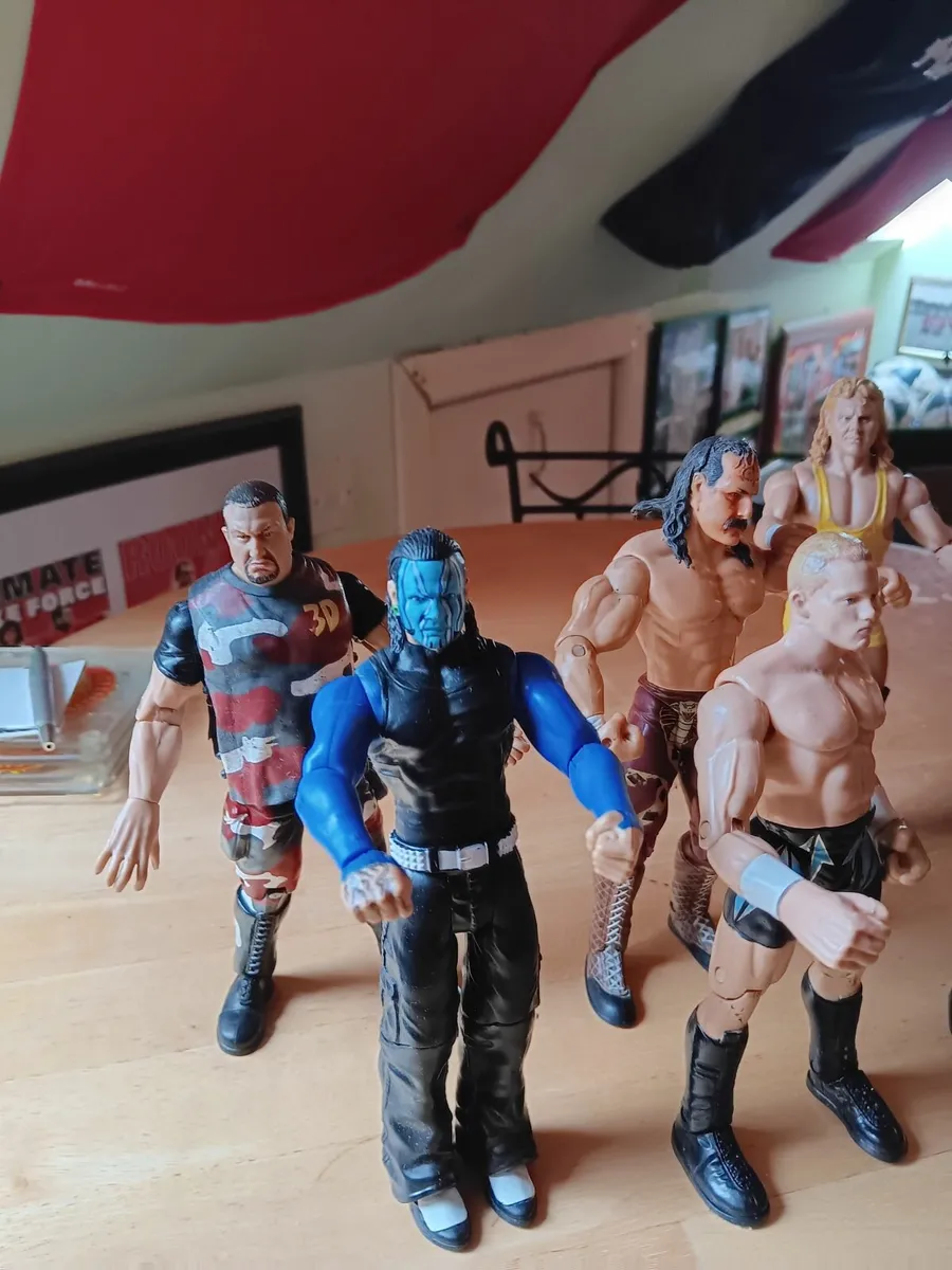 Vintage WWE action figures - Image 2