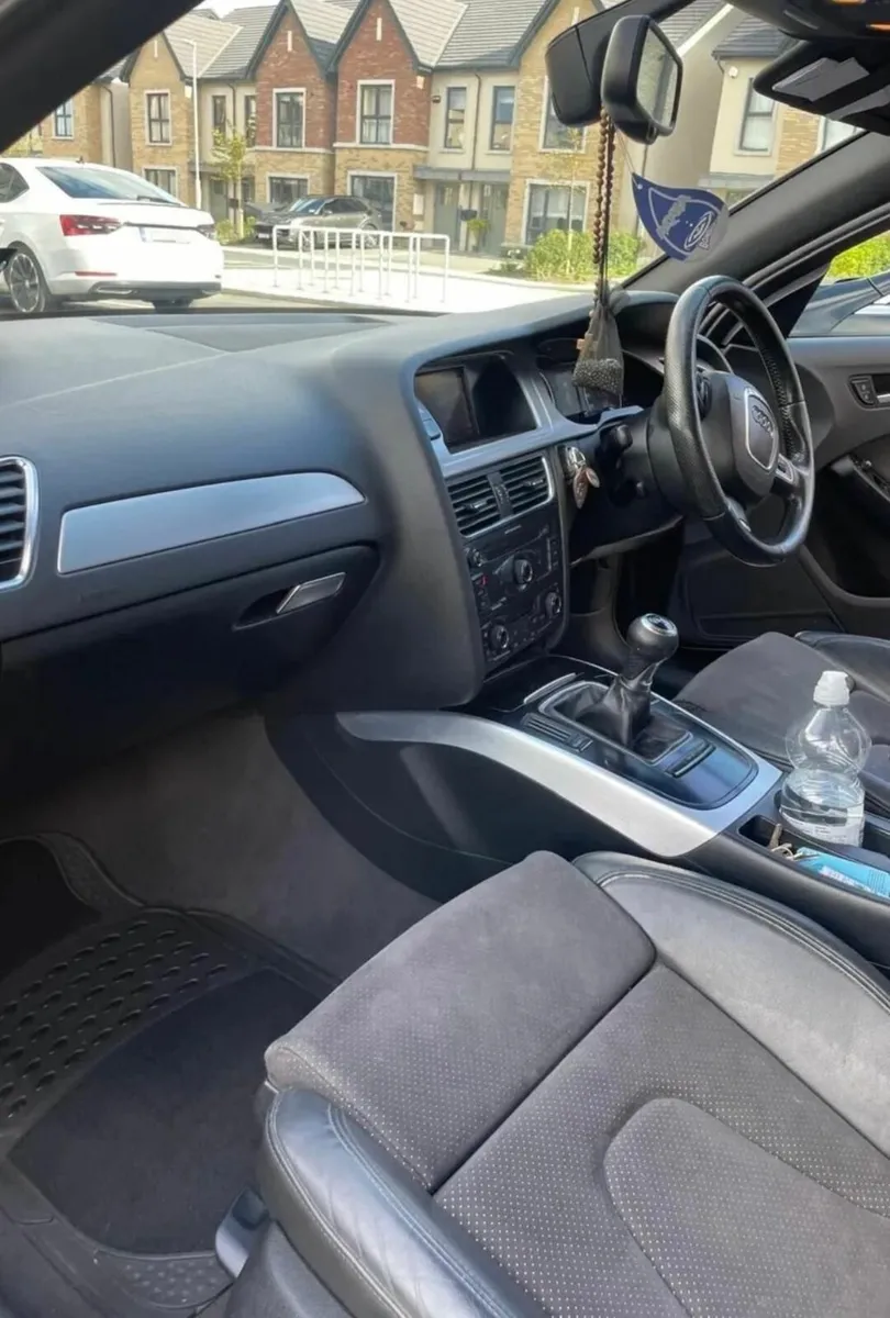 Quick Sale  Audi A4 2009 - Image 4