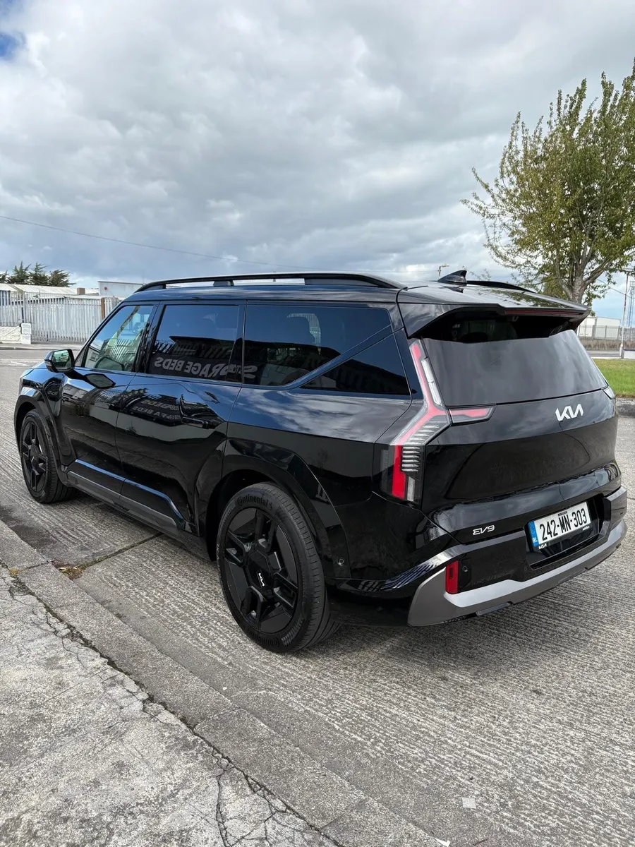 Kia EV9 2024 - Image 3