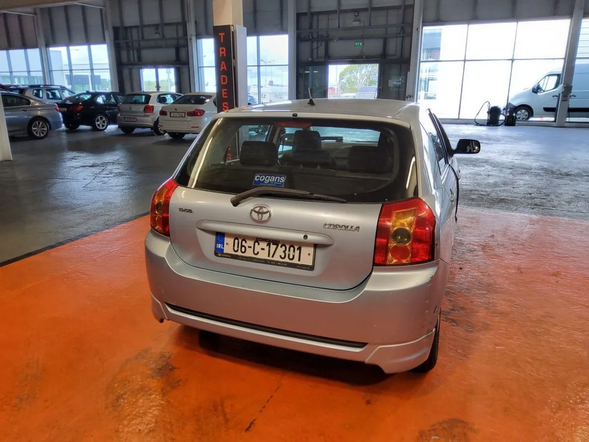 Toyota Corolla 1.4 Vvt-i 5Dr Luna - Image 4