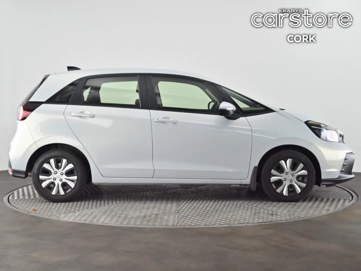 Honda Jazz 1.5i-mmd HEV Elegance Auto - Image 2