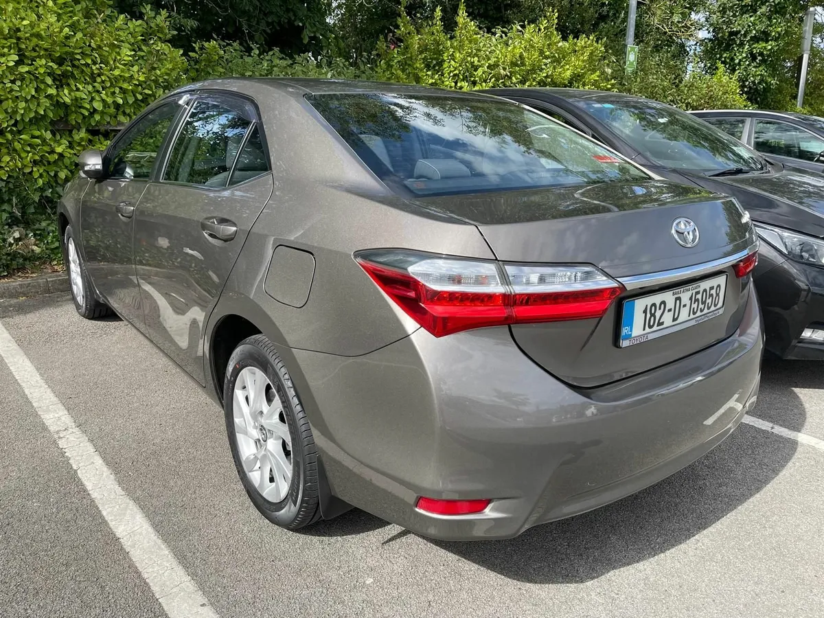 Toyota Corolla 2018 - Image 3