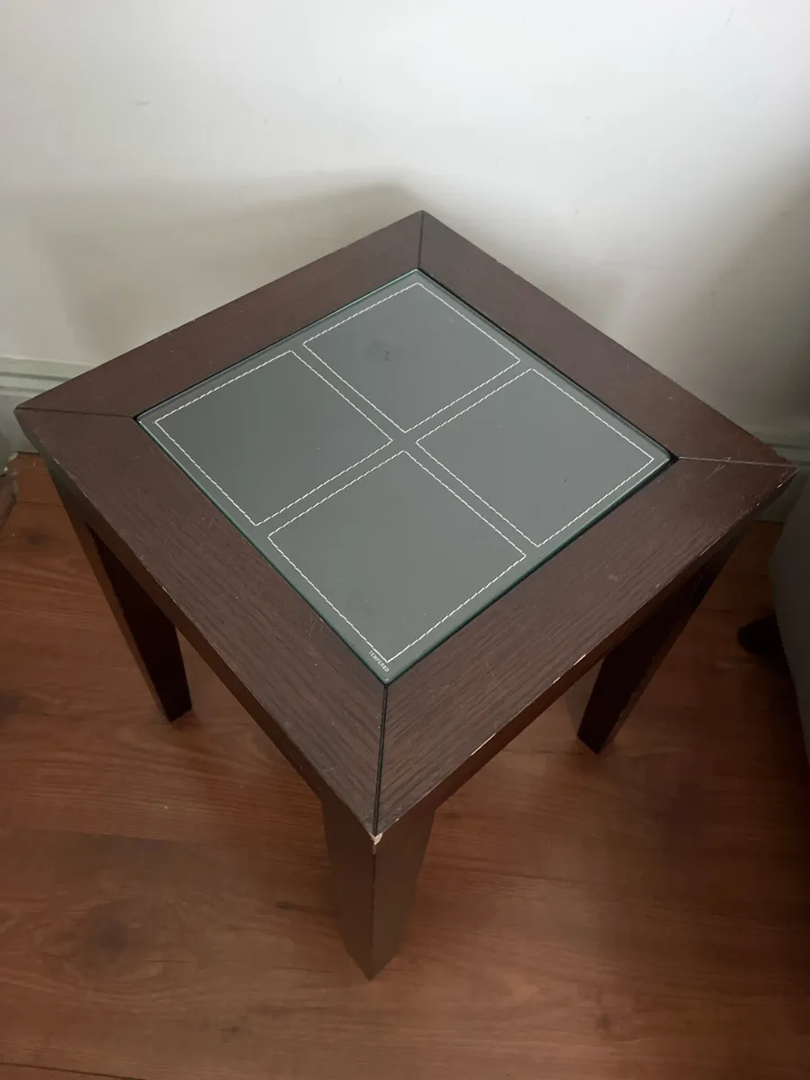 Table for sale - Image 1