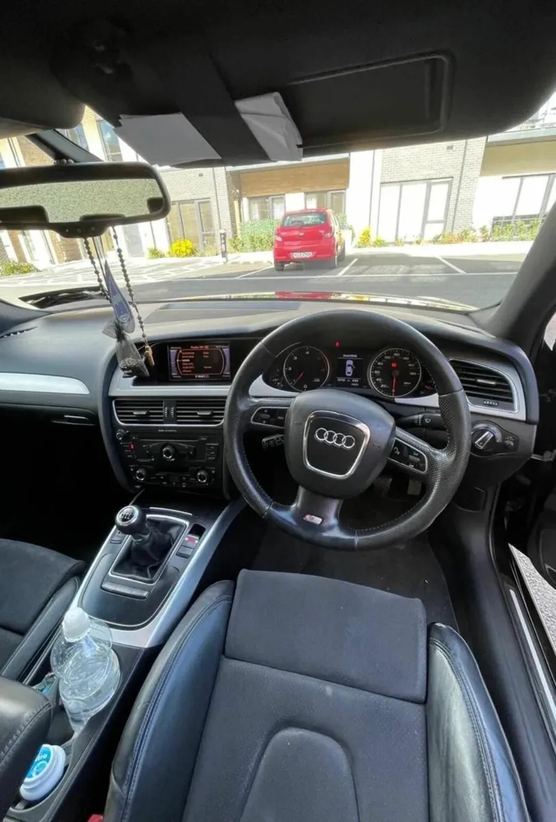 Quick Sale  Audi A4 2009 - Image 2