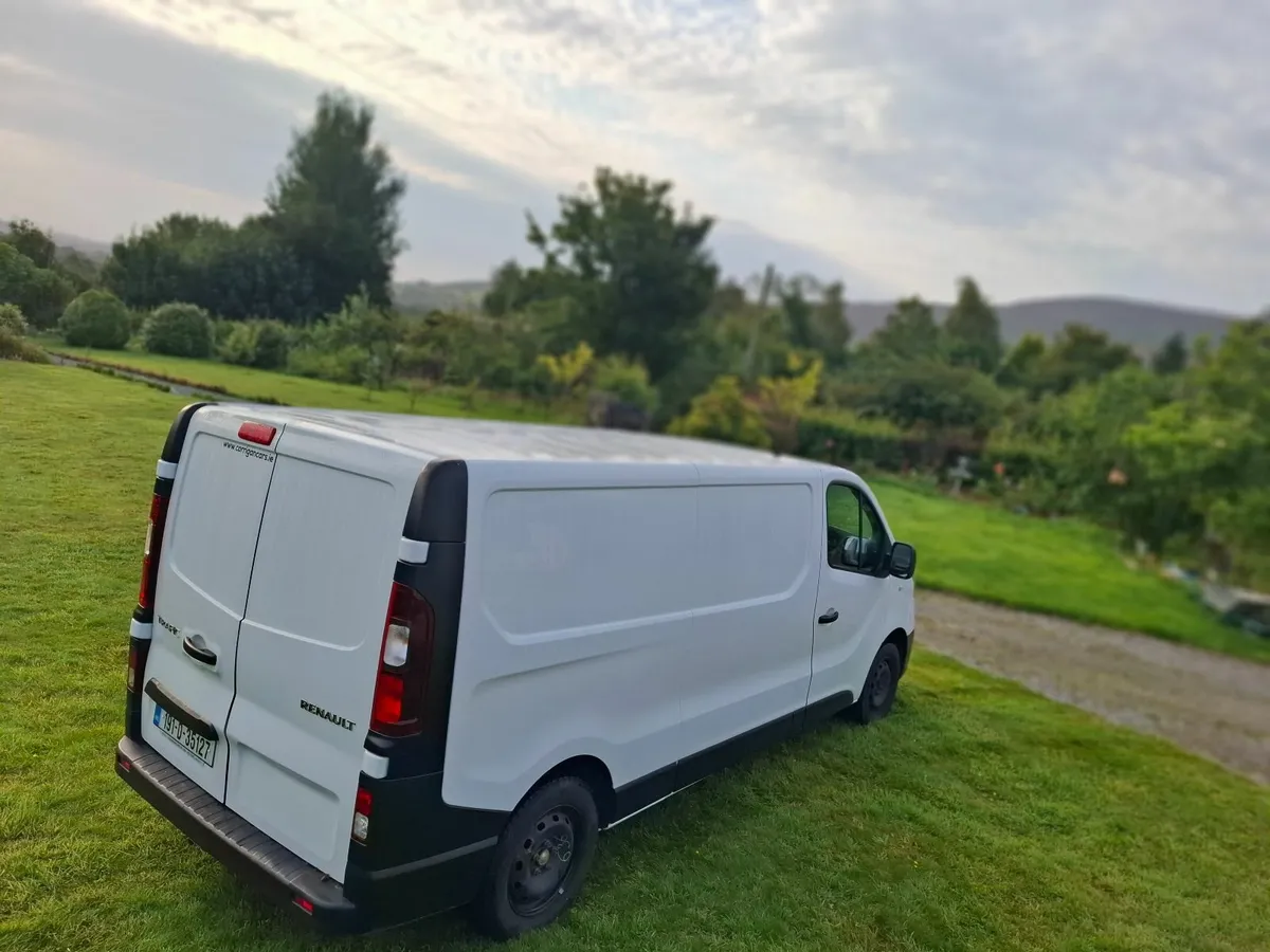 Renault Trafic 2019 - Image 3