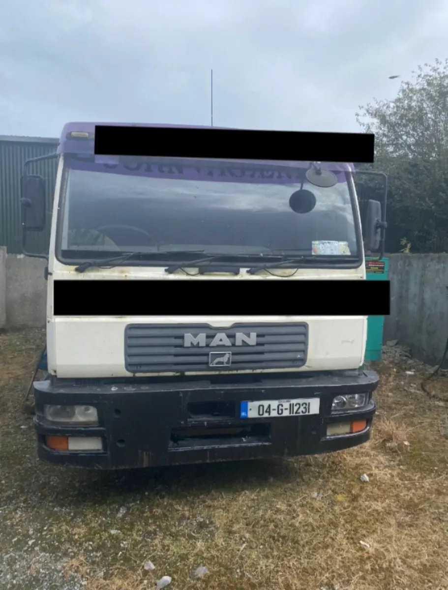 Man Other 2004 - Image 2