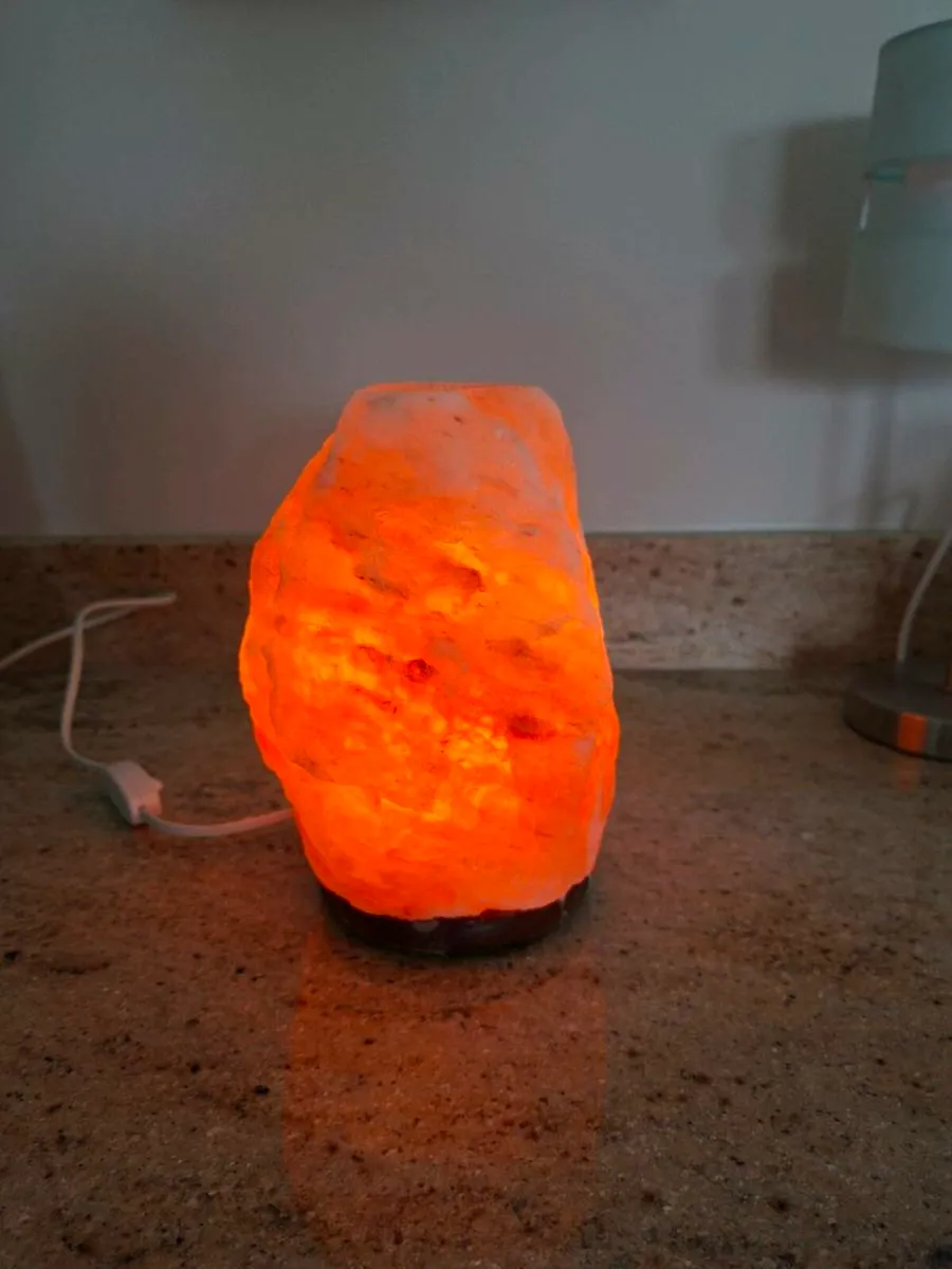 Salt lamp - Image 1