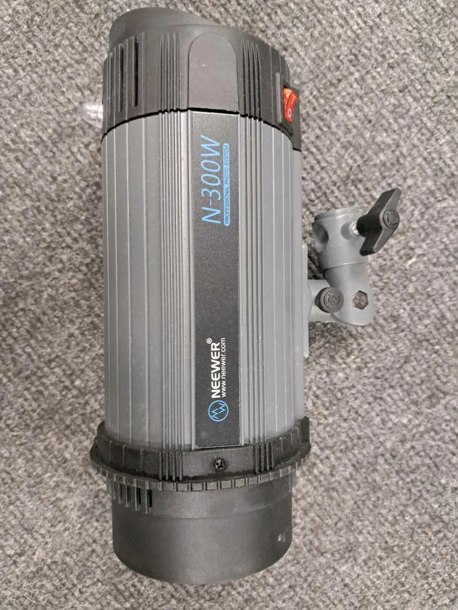 FLASH MONOLIGHT NEEWER N300W - Image 2