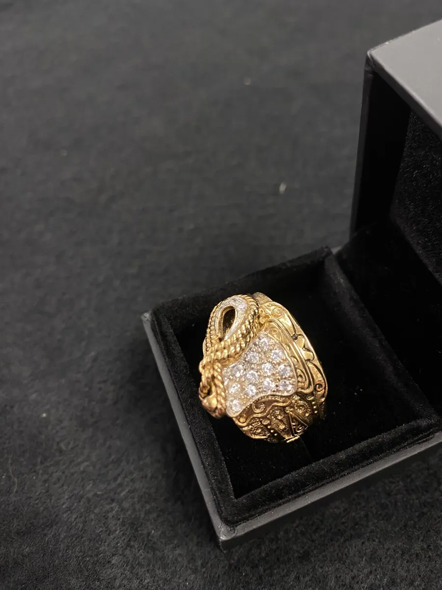 9ct Gold Saddle Ring 9k CZ - Image 2