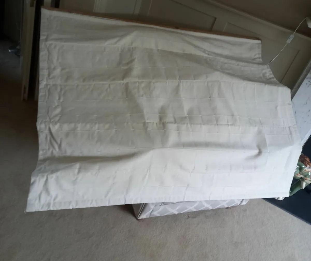 Roman Blinds - Image 1