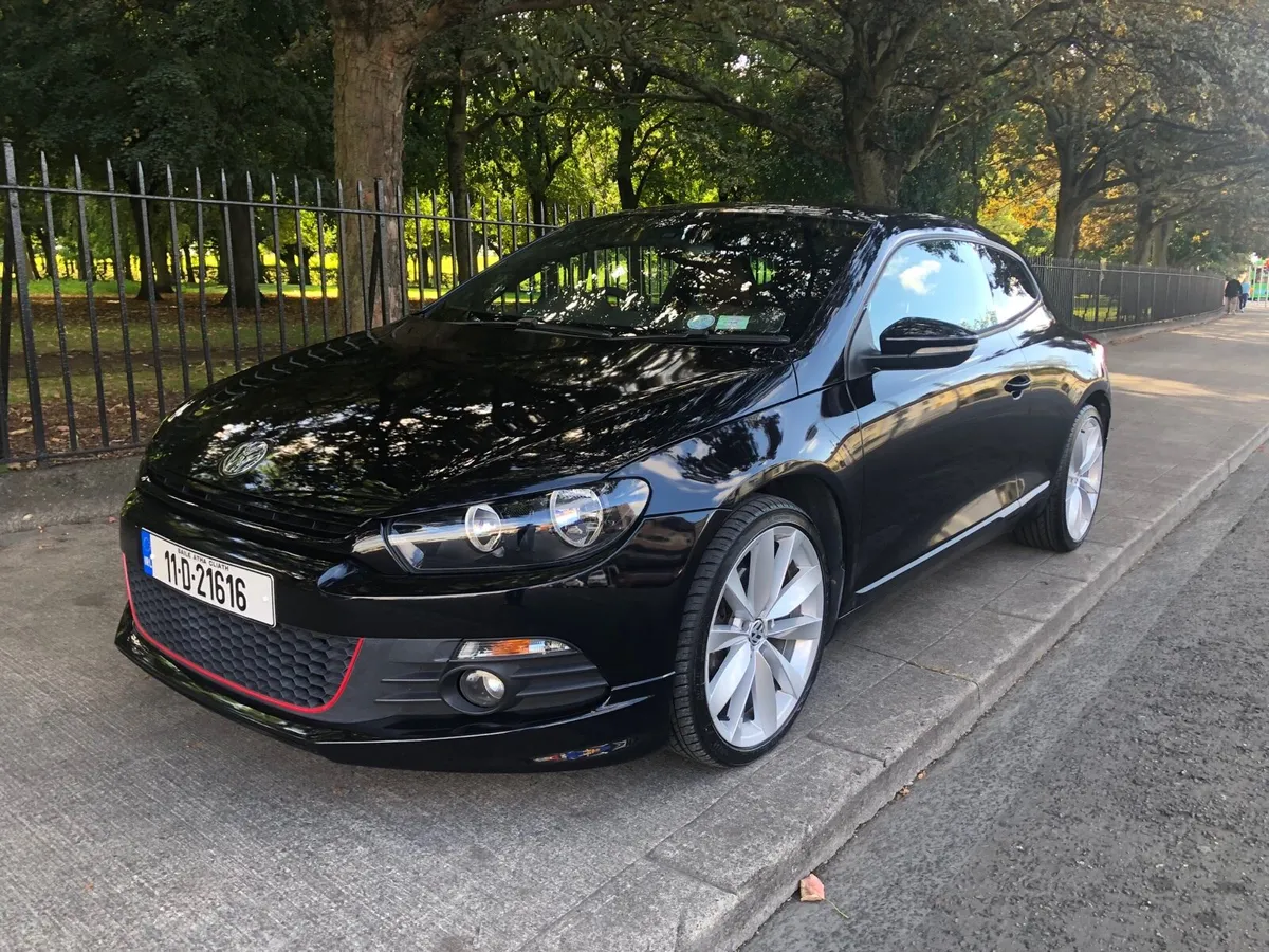 2011 VW SCIROCCO only 94000kms - Image 4