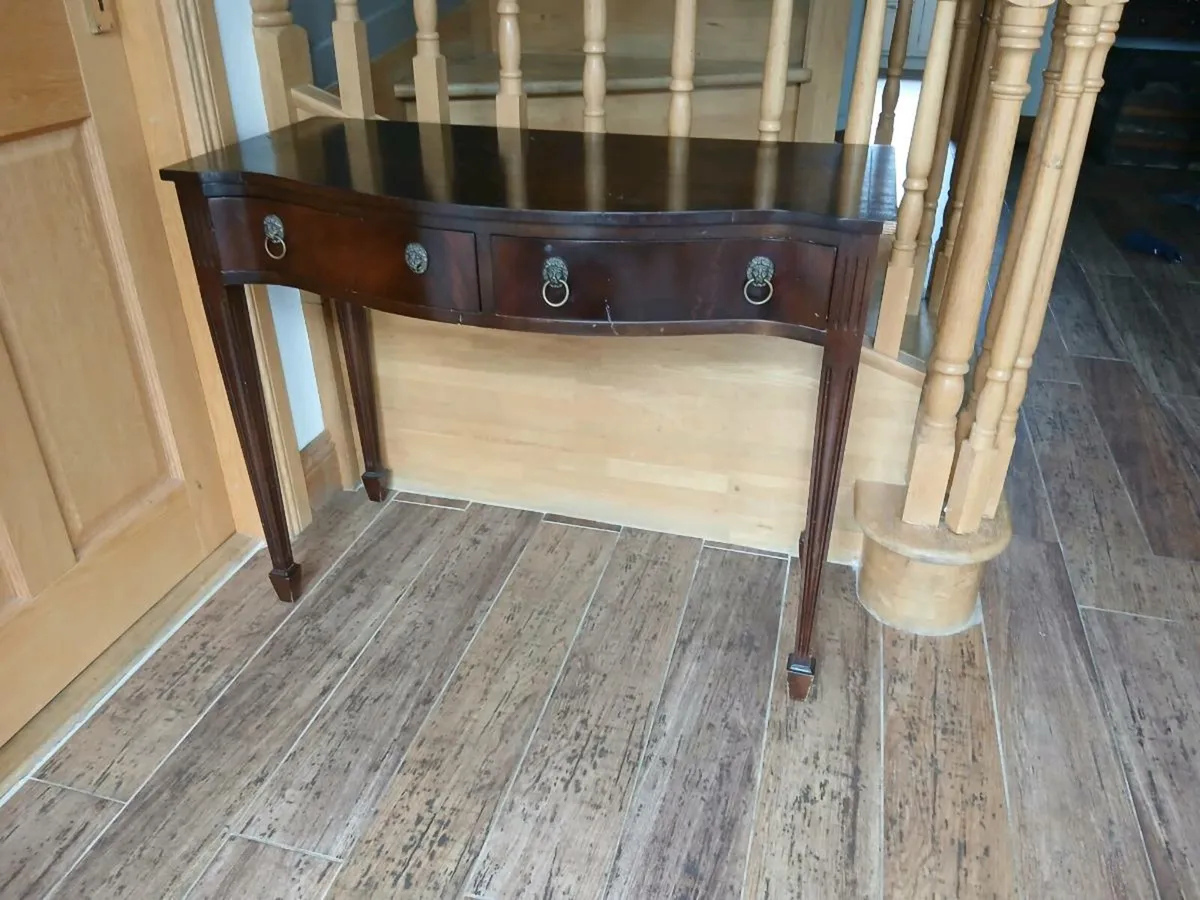 Hall table - Image 1